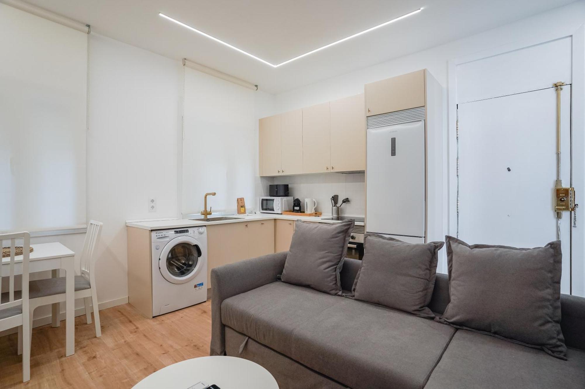 מדריד Cozy And Modern-1Bedroom 1Bathroom-Delicias מראה חיצוני תמונה